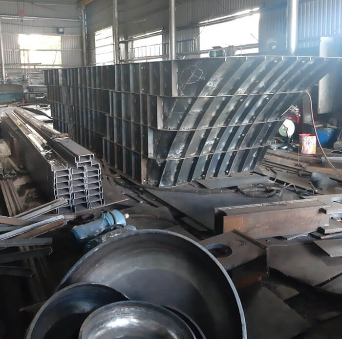 Ván khuôn đổ trụ cầu