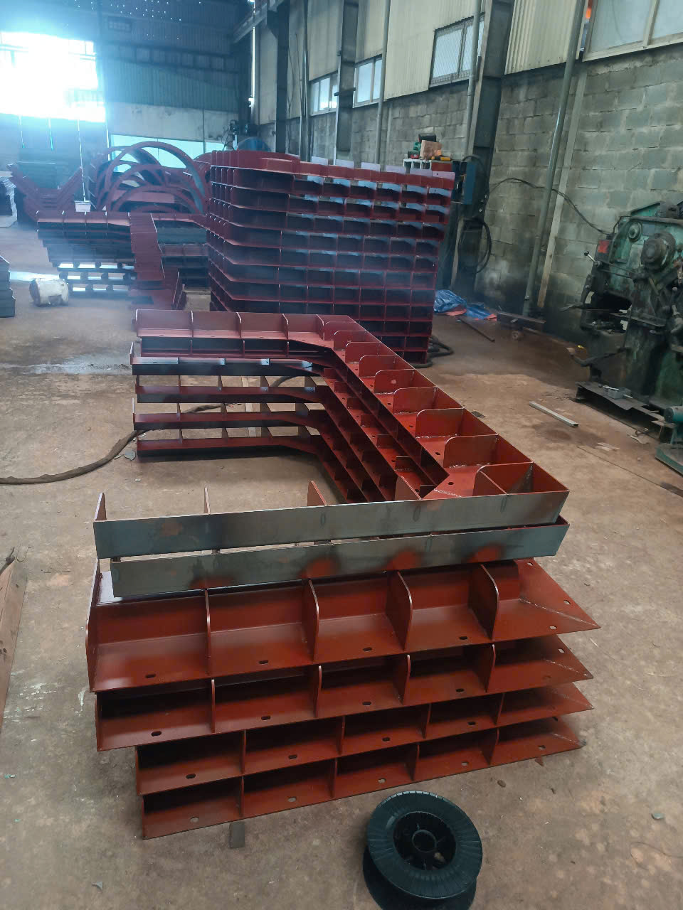 Gia công ván khuôn thép định hình tại Đà Nẵng